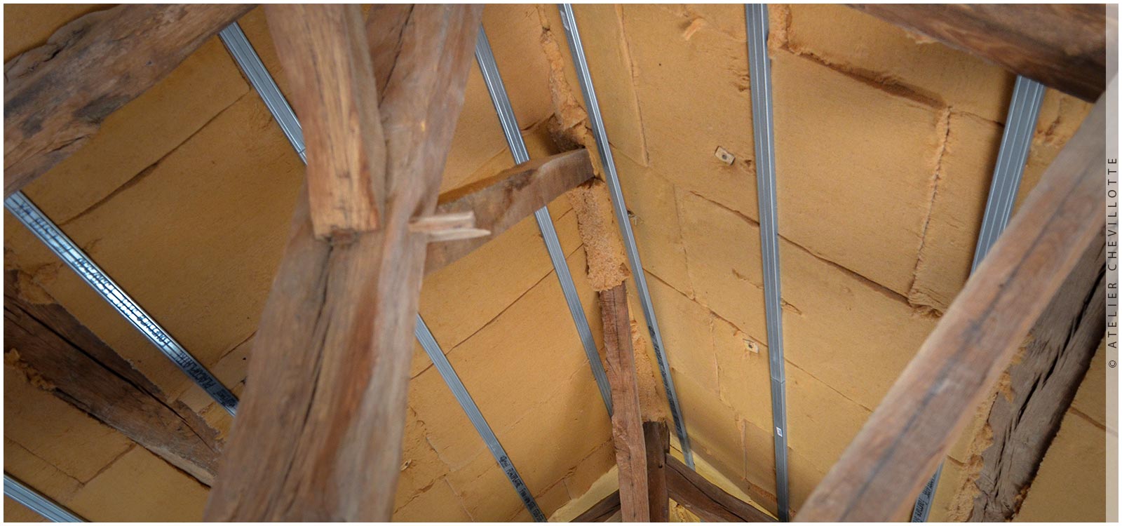Isolation en fibres de bois de la toiture
